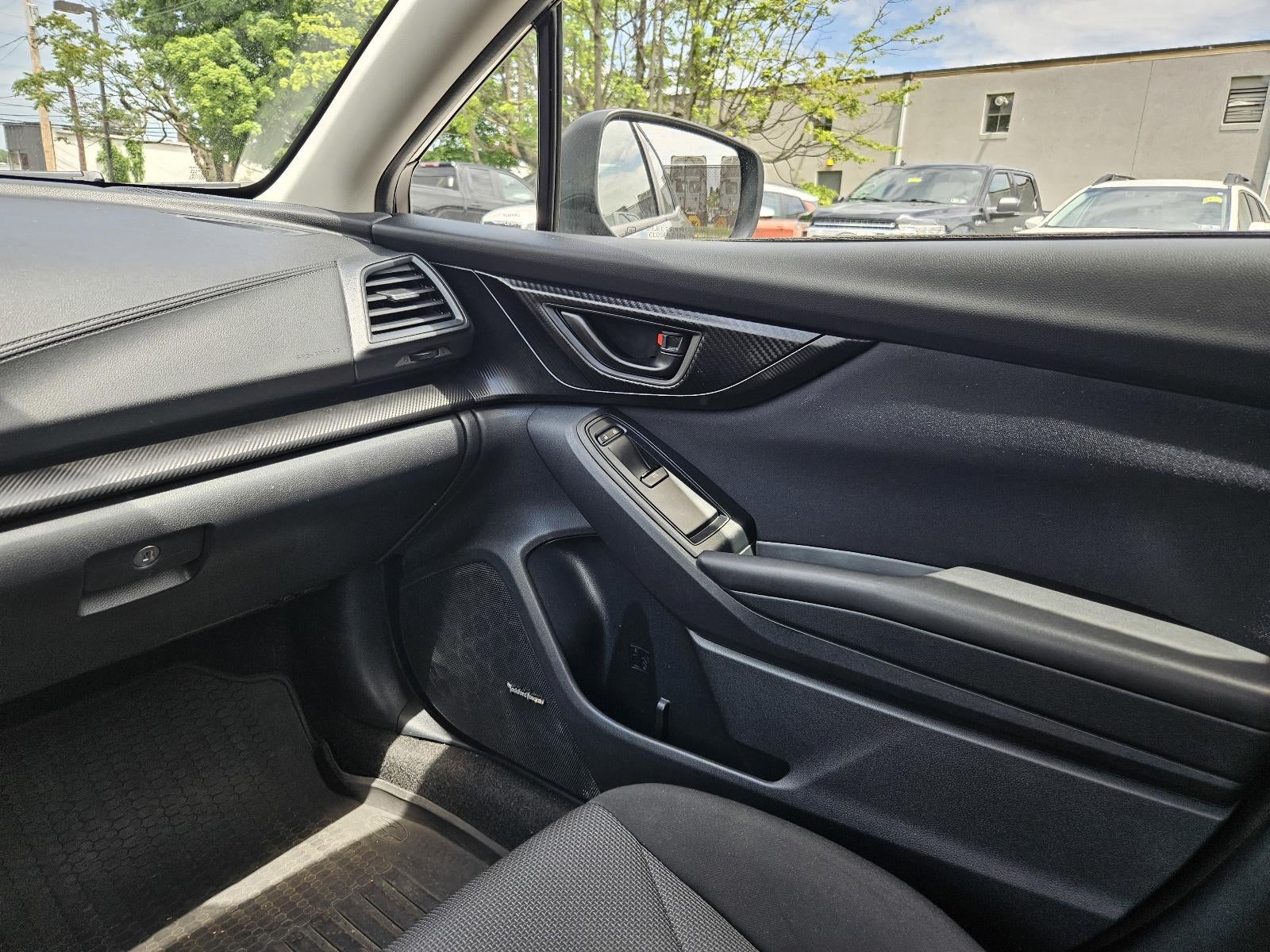 2018 Subaru Impreza 2.0i Premium 4-door CVT