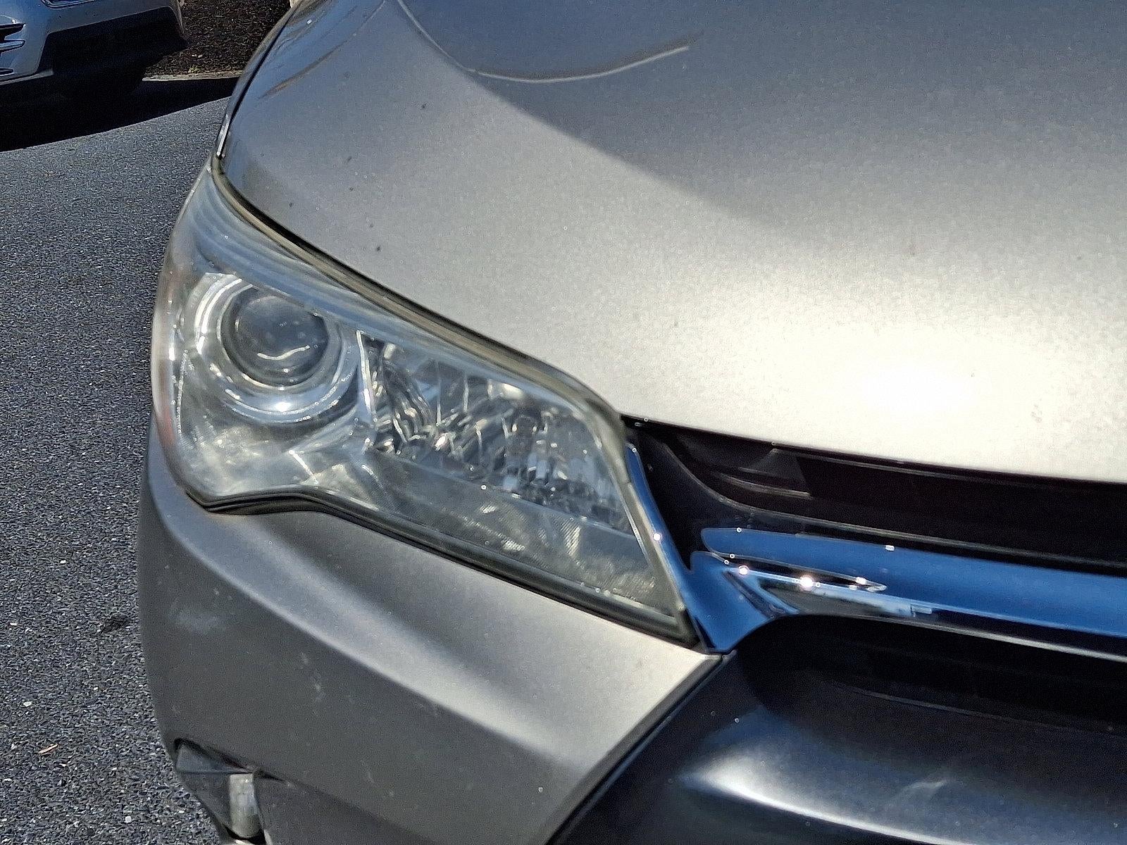 2017 Toyota Camry LE Auto (SE)