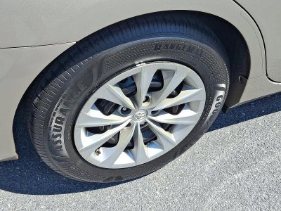 2017 Toyota Camry LE Auto (SE)