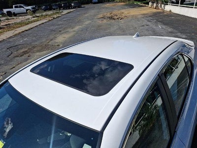 2023 Toyota Camry SE Auto (Natl)
