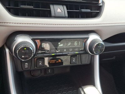 2022 Toyota RAV4 Hybrid XLE AWD (Natl)