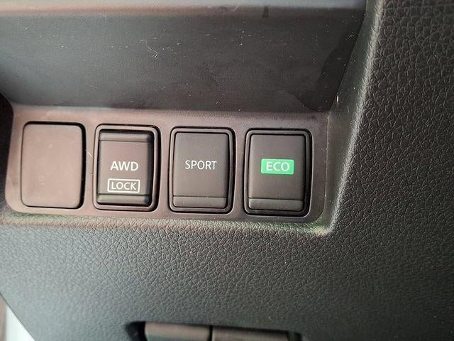 2017 Nissan Rogue 2017.5 AWD SV