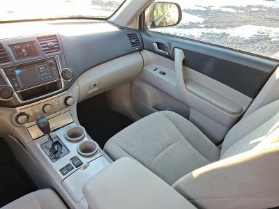 2013 Toyota Highlander 4WD 4dr V6 (Natl)