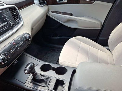 2016 Kia Sorento AWD 4dr 2.4L LX