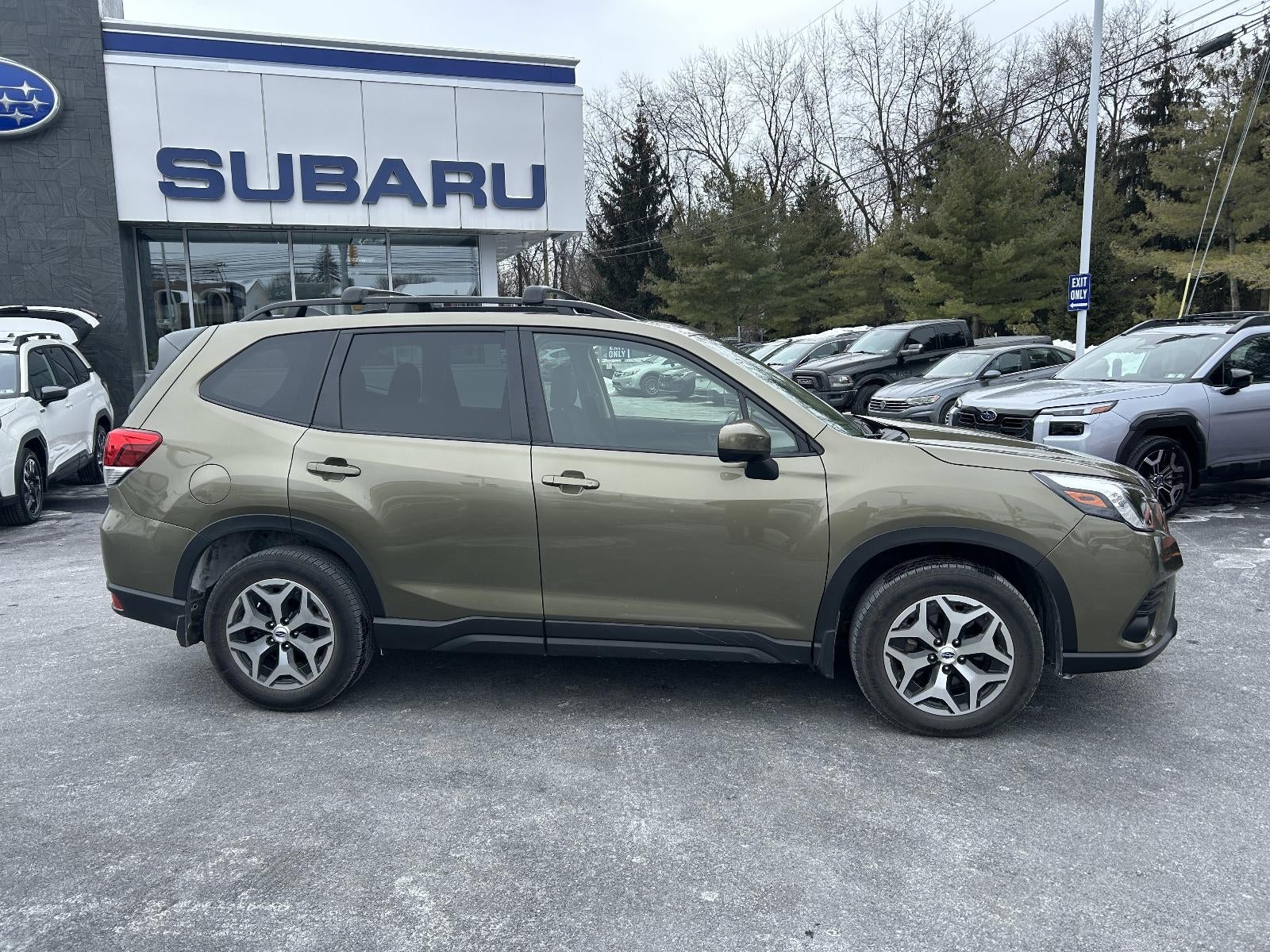 2024 Subaru Forester Premium AWD