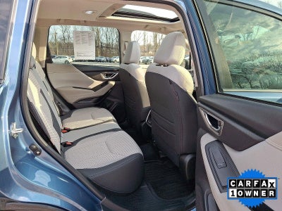 2022 Subaru Forester Premium CVT