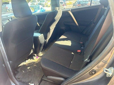 2015 Toyota RAV4 AWD 4dr LE (Natl)