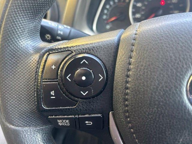 2015 Toyota RAV4 AWD 4dr LE (Natl)