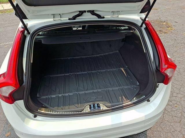 2016 Volvo V60 4dr Wgn T5 Premier AWD