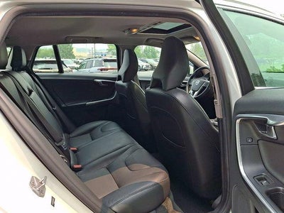 2016 Volvo V60 4dr Wgn T5 Premier AWD