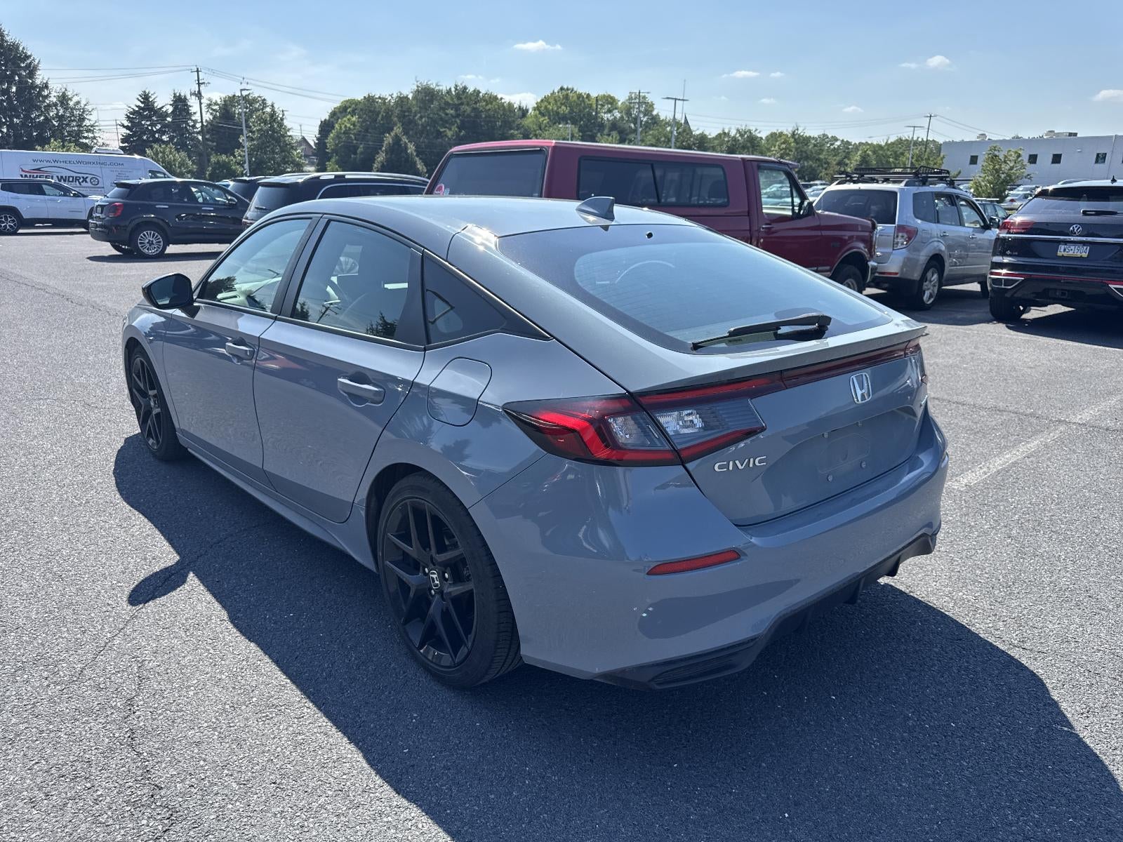 2024 Honda Civic Hatchback Sport CVT