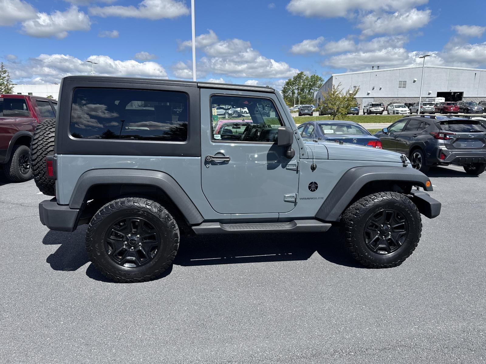 2014 Jeep Wrangler 4WD 2dr Willys Wheeler