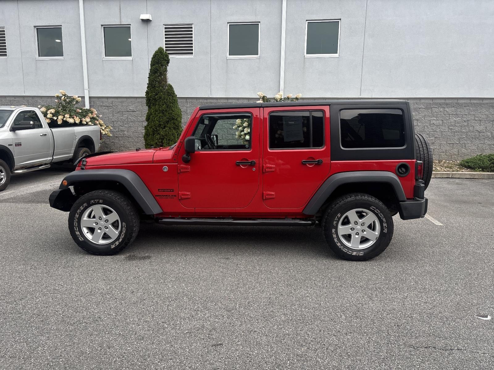 2014 Jeep Wrangler Unlimited 4WD 4dr Sport
