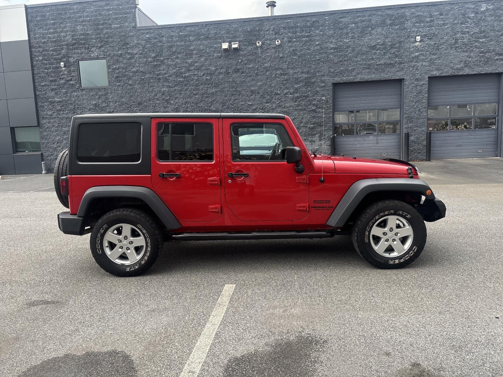 2014 Jeep Wrangler Unlimited 4WD 4dr Sport