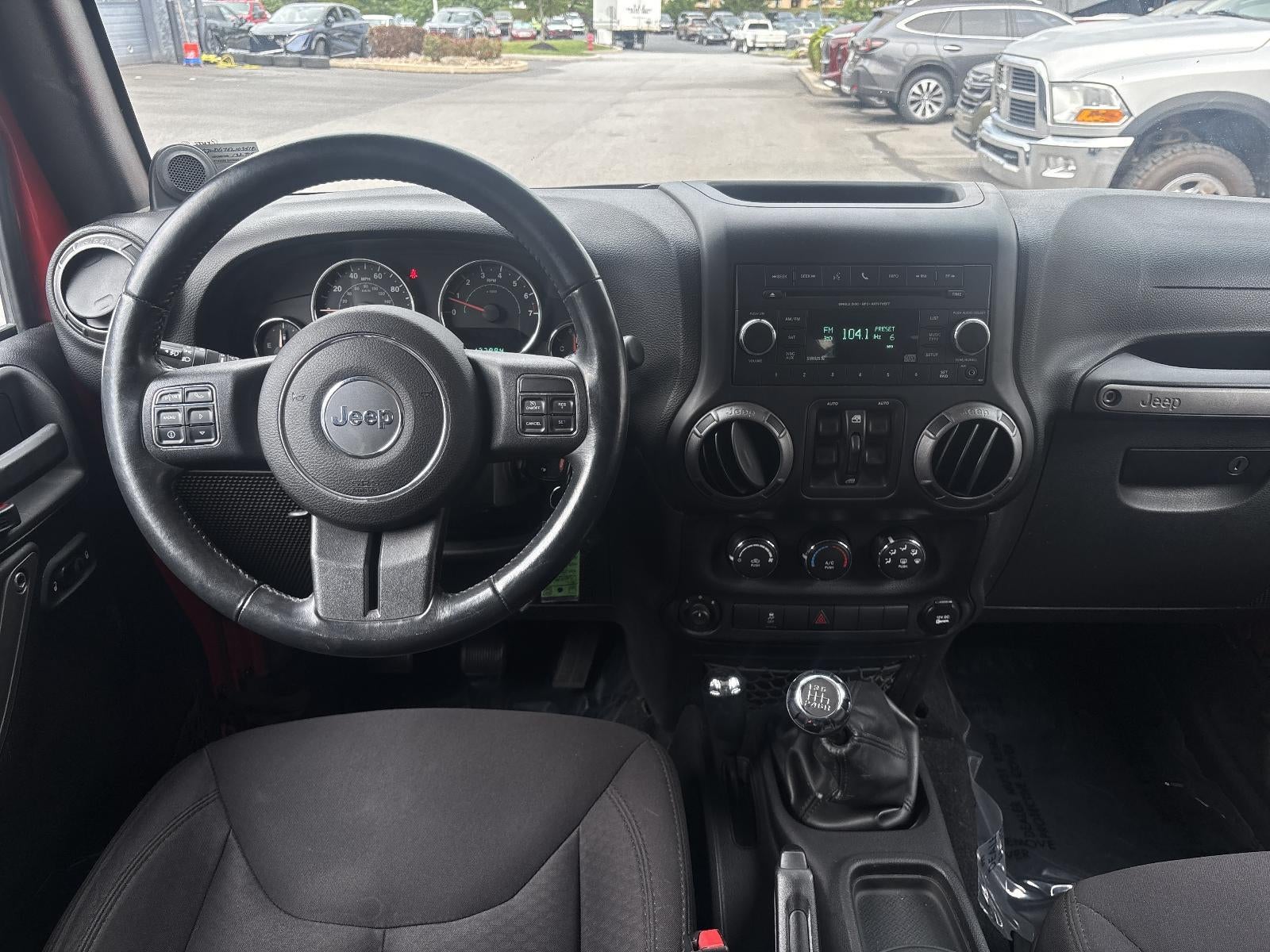 2014 Jeep Wrangler Unlimited 4WD 4dr Sport