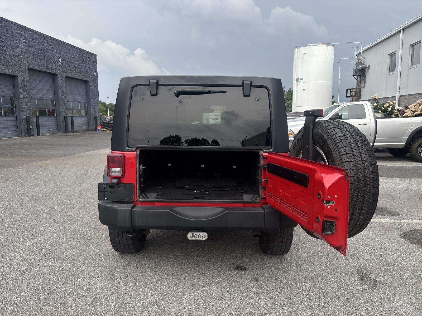 2014 Jeep Wrangler Unlimited 4WD 4dr Sport