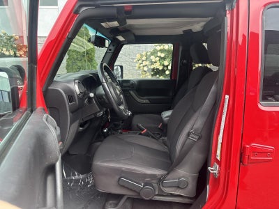 2014 Jeep Wrangler Unlimited 4WD 4dr Sport