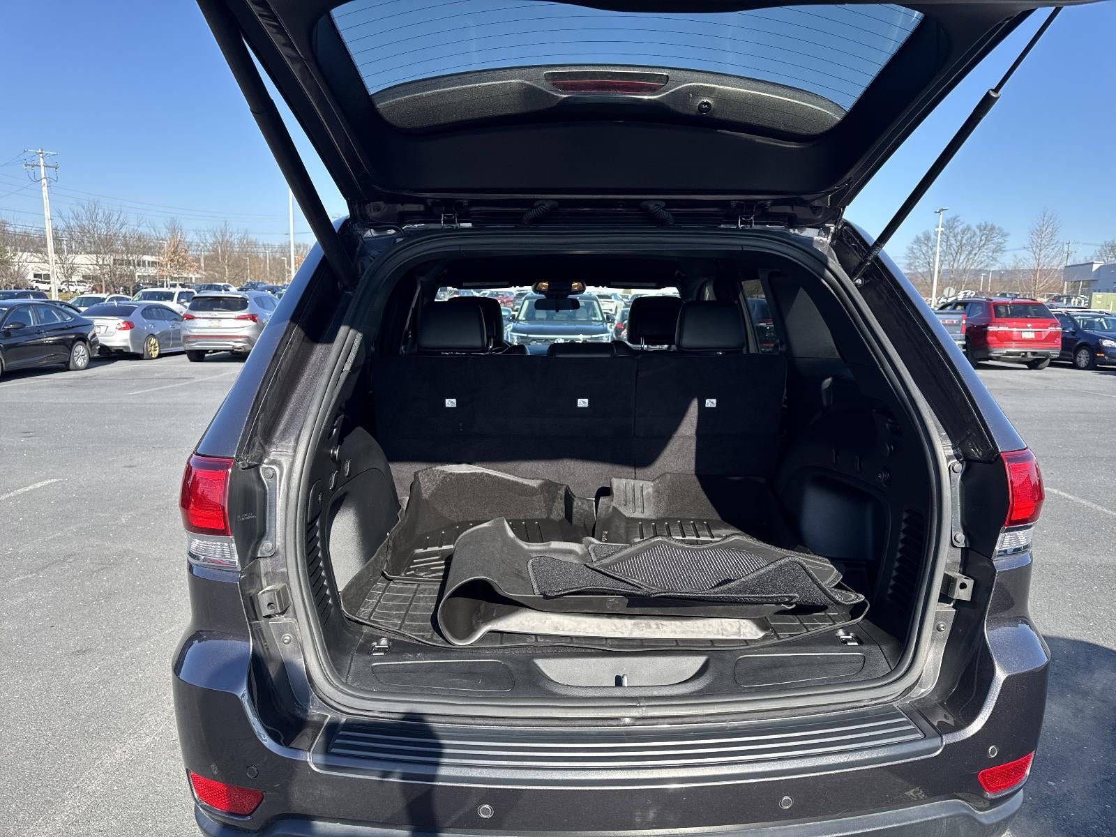 2021 Jeep Grand Cherokee Laredo X 4x4