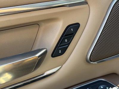 2019 RAM 1500 Longhorn 4x4 Crew Cab 5'7" Box