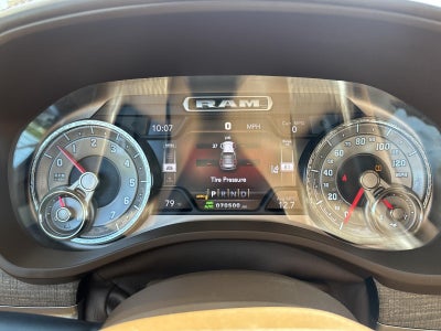 2019 RAM 1500 Longhorn 4x4 Crew Cab 5'7" Box