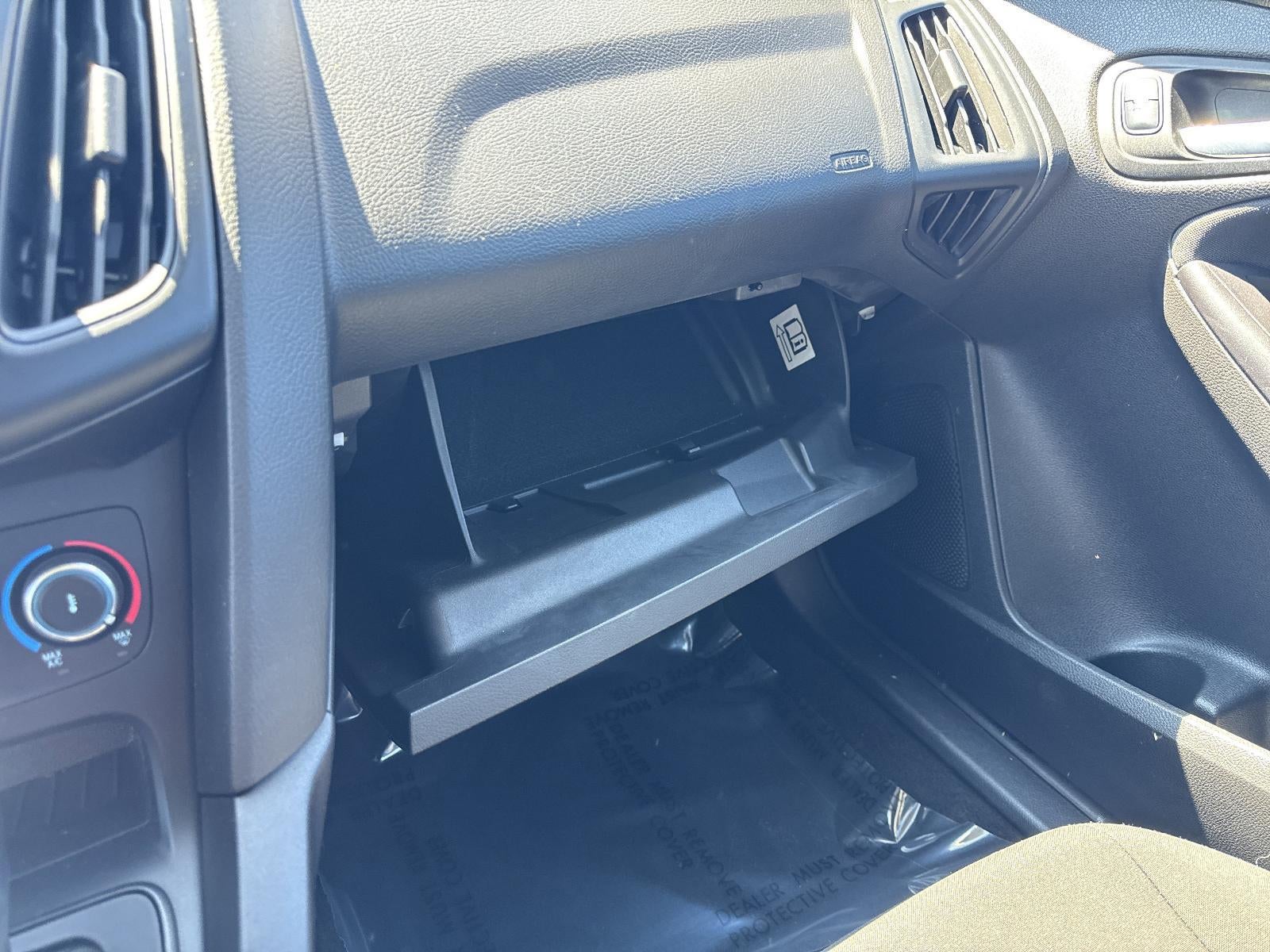 2016 Ford Focus 4dr Sdn SE