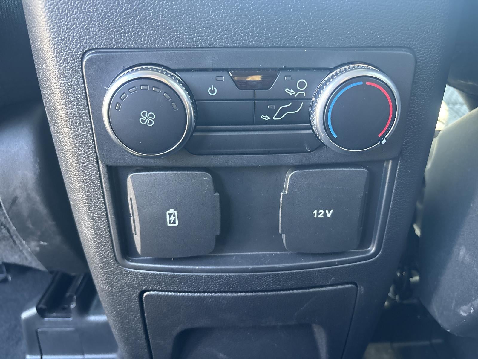 2022 Ford Explorer XLT 4WD