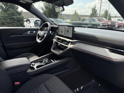 2025 Ford Explorer ST-Line 4WD