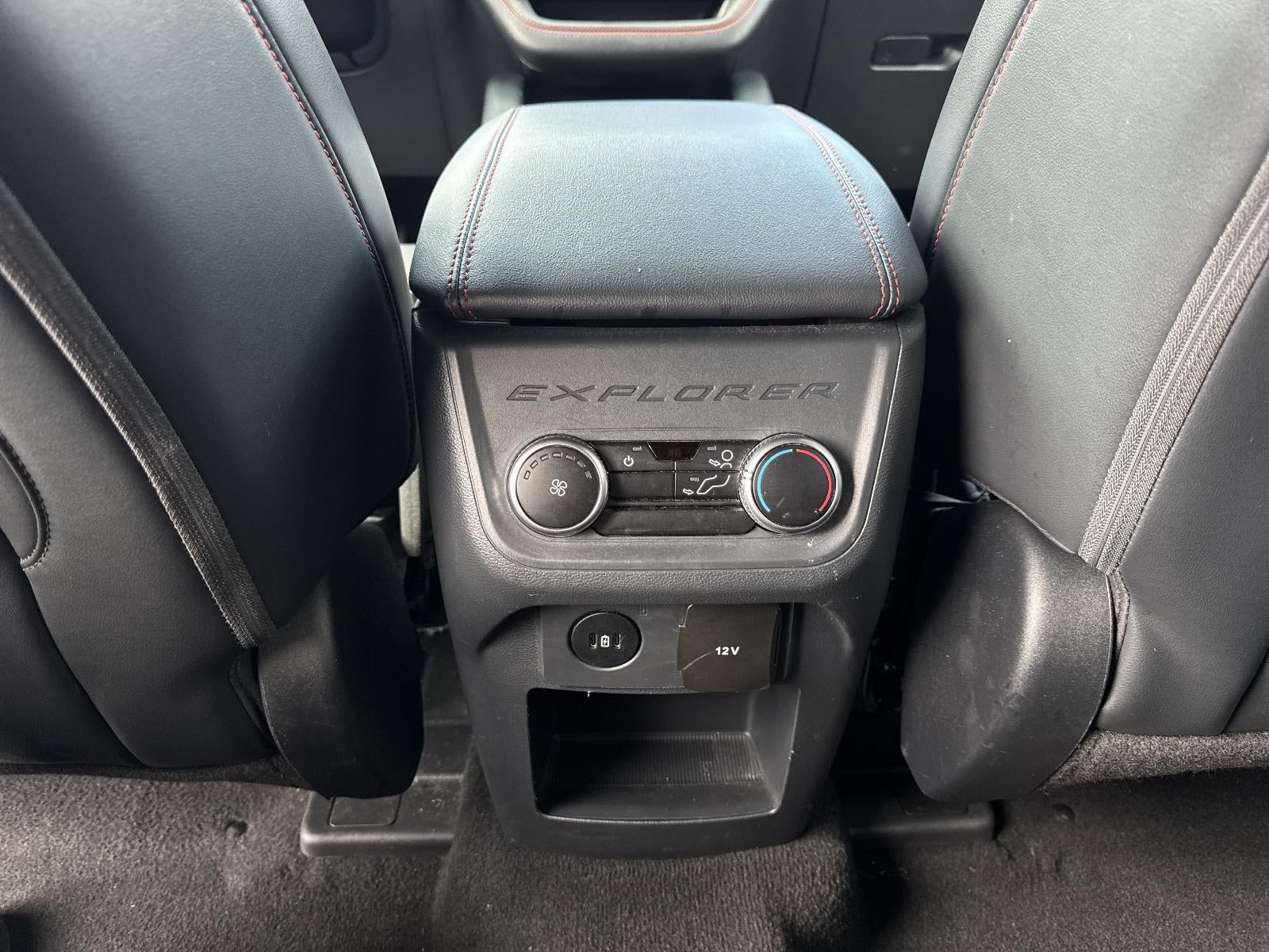 2025 Ford Explorer ST-Line 4WD