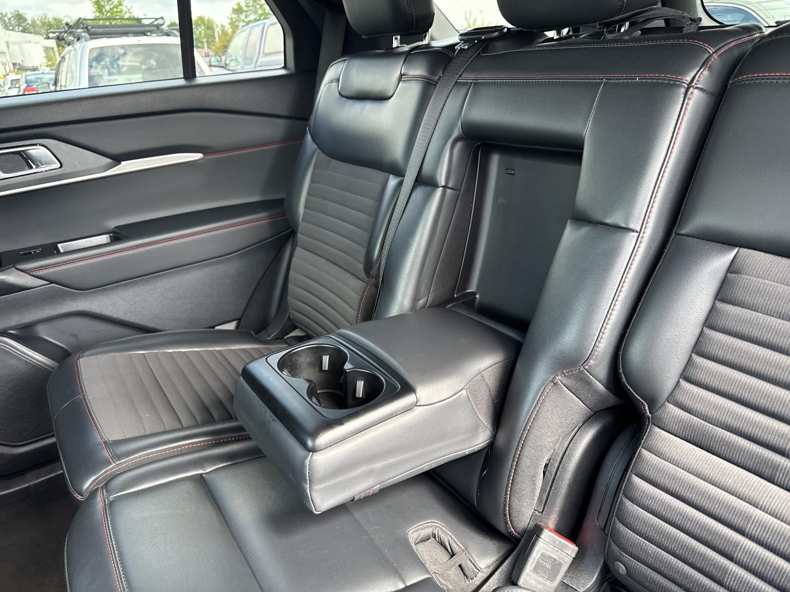 2025 Ford Explorer ST-Line 4WD