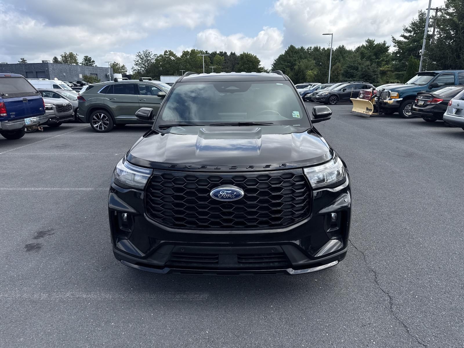 2025 Ford Explorer ST-Line 4WD