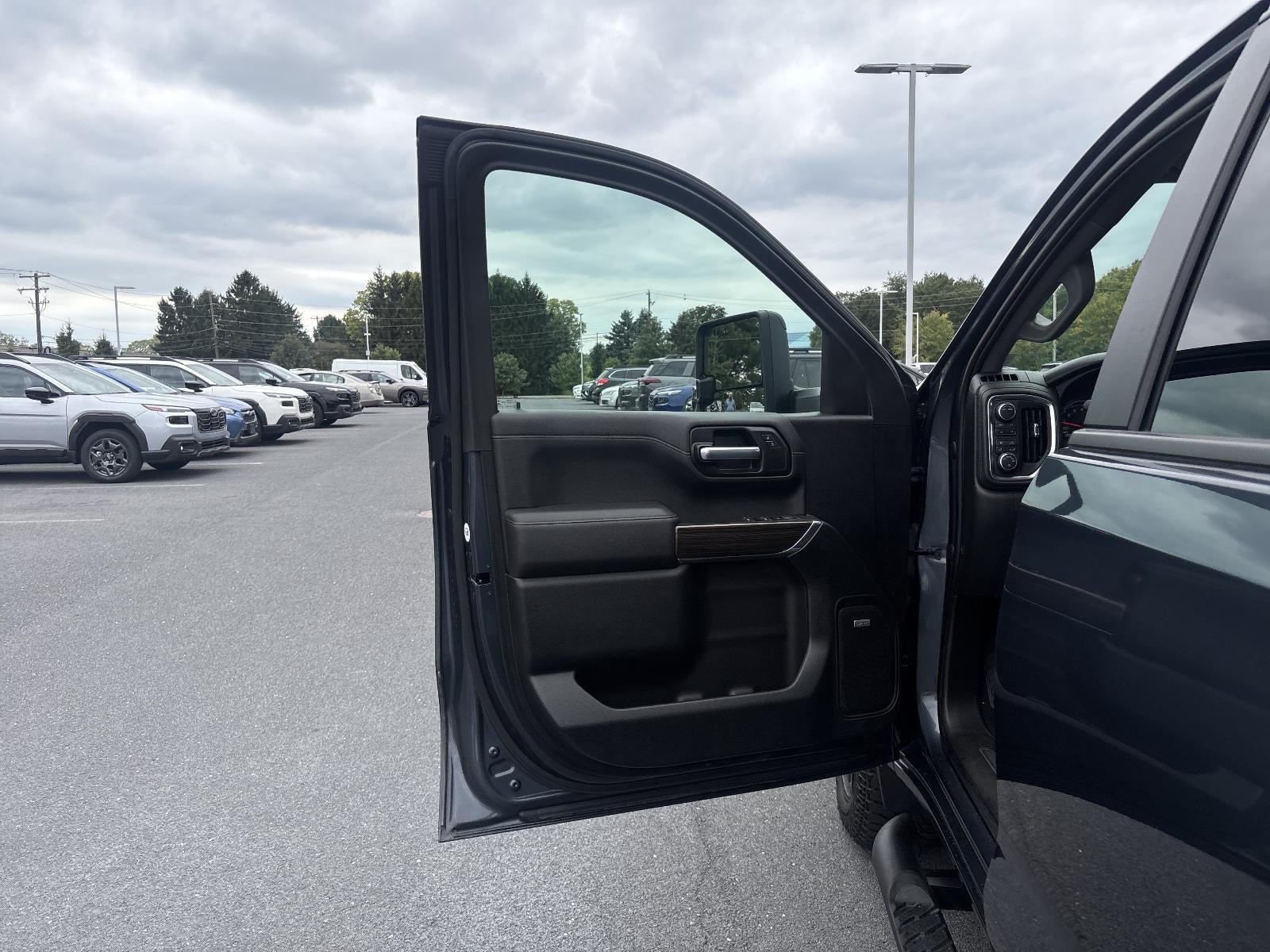 2021 Chevrolet Silverado 1500 Crew Cab Short Box 4-Wheel Drive LT Trail Boss