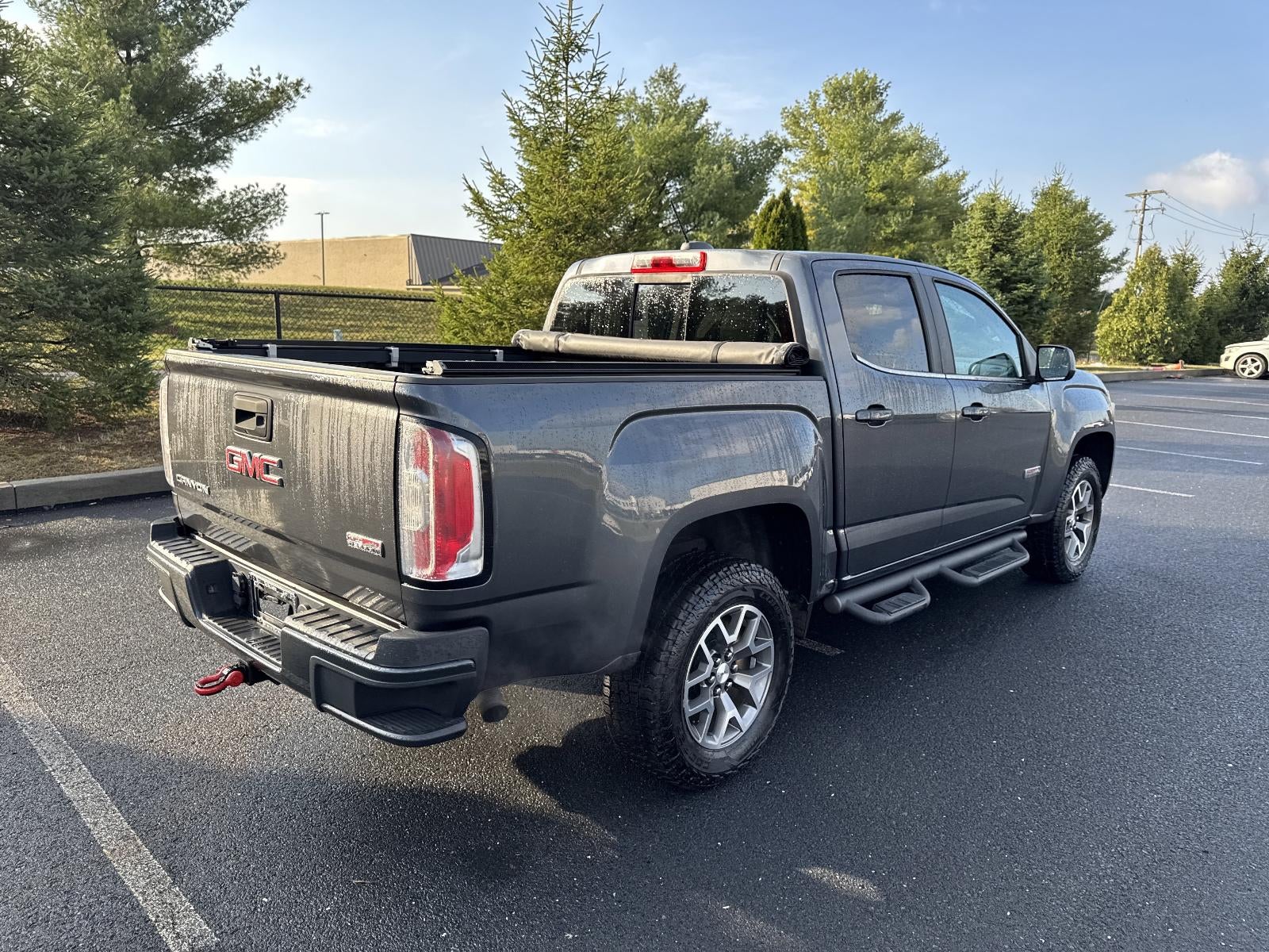 2016 GMC Canyon Crew Cab Short Box 4-Wheel Drive SLE