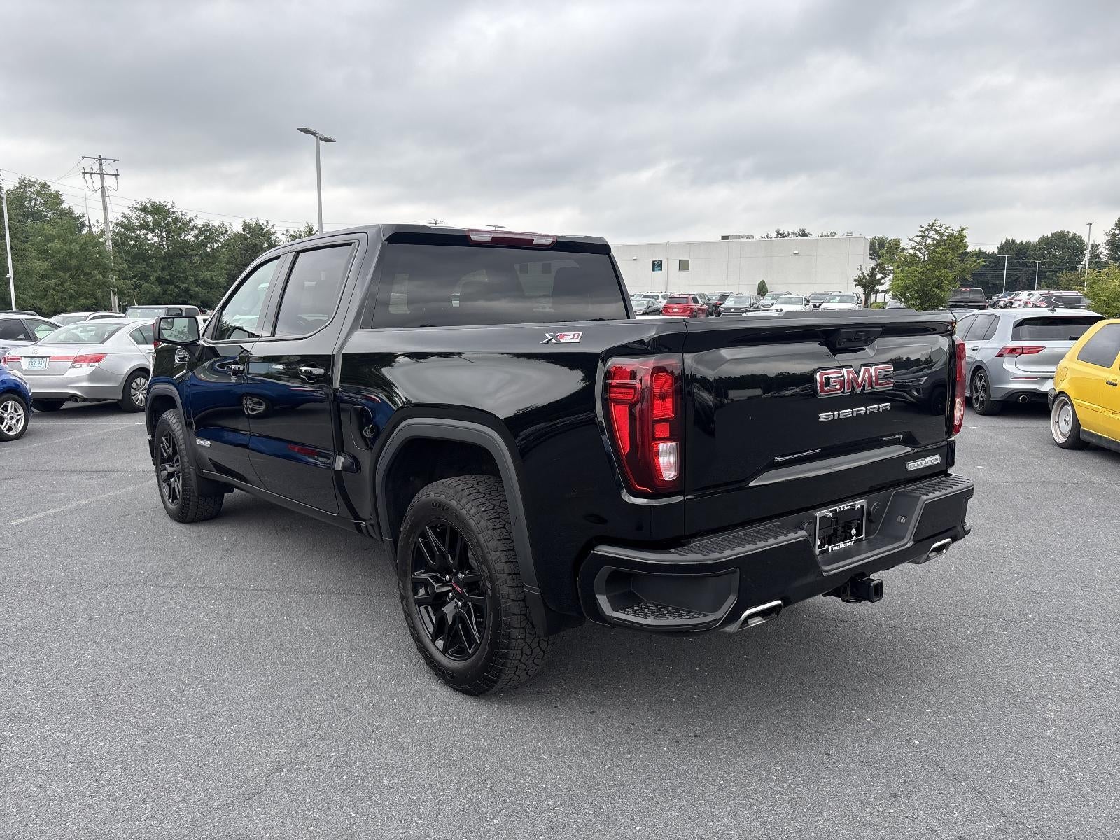 2025 GMC Sierra 1500 Crew Cab Short Box 4-Wheel Drive Elevation 3SB