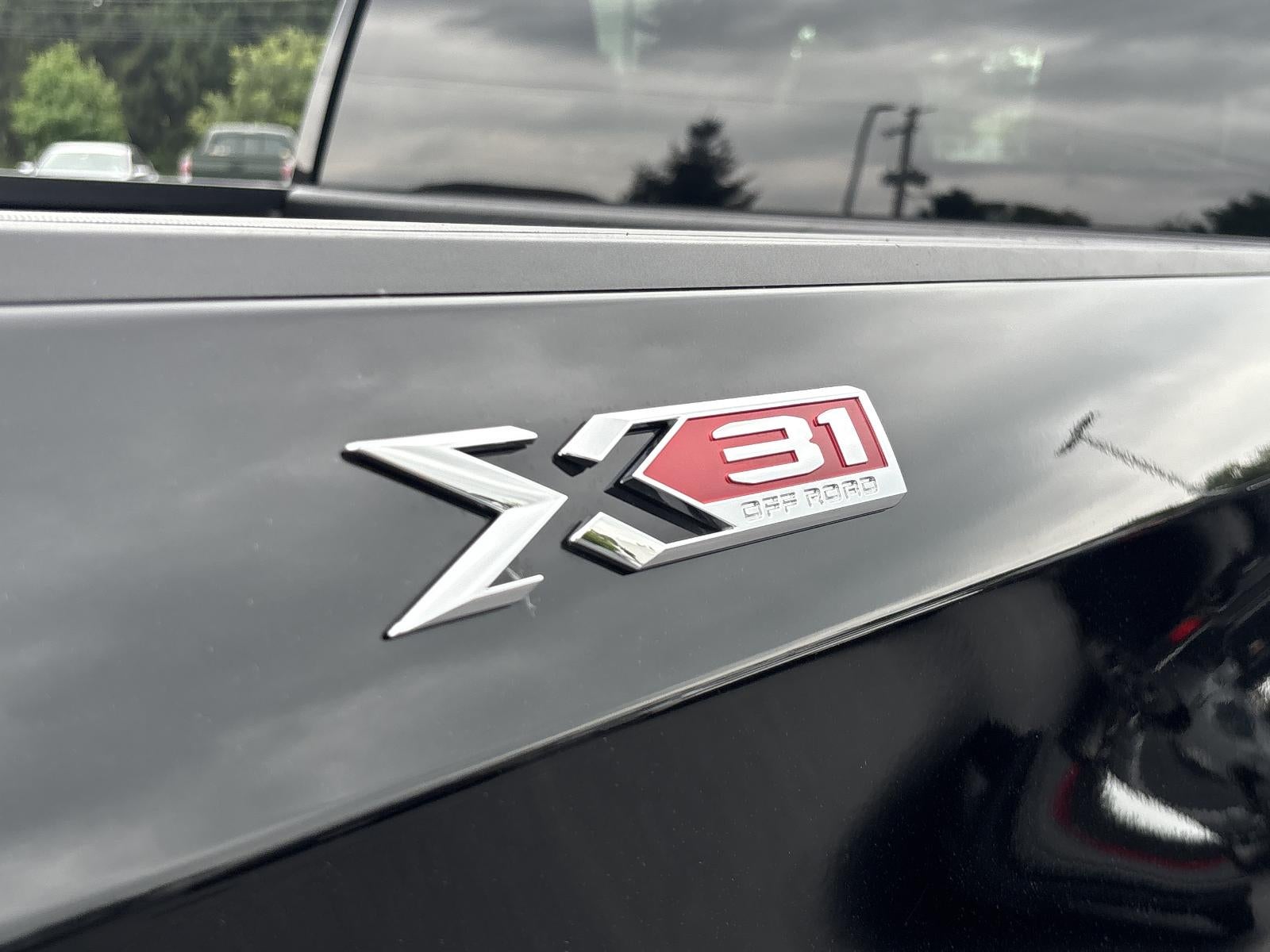 2025 GMC Sierra 1500 Crew Cab Short Box 4-Wheel Drive Elevation 3SB