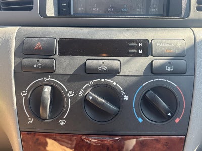 2005 Toyota Corolla LE