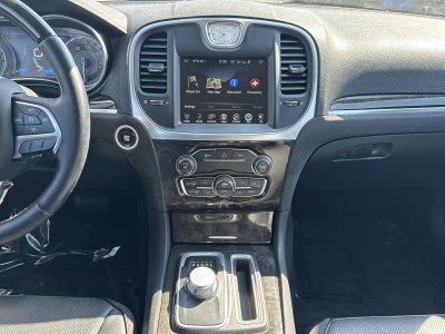 2016 Chrysler 300 4dr Sdn 300C RWD