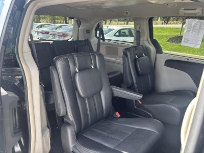 2015 Chrysler Town & Country 4dr Wgn Touring