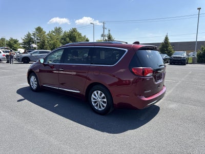 2018 Chrysler Pacifica Touring L FWD