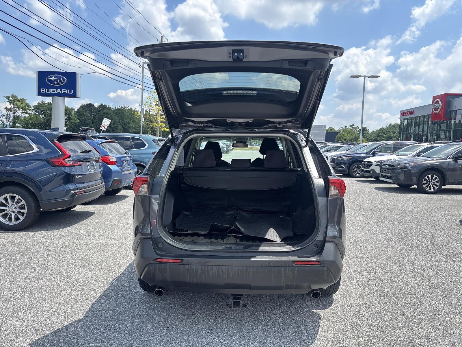 2021 Toyota RAV4 LE AWD (Natl)