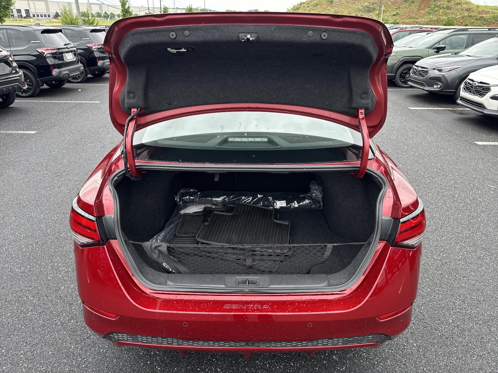 2024 Nissan Sentra SV CVT