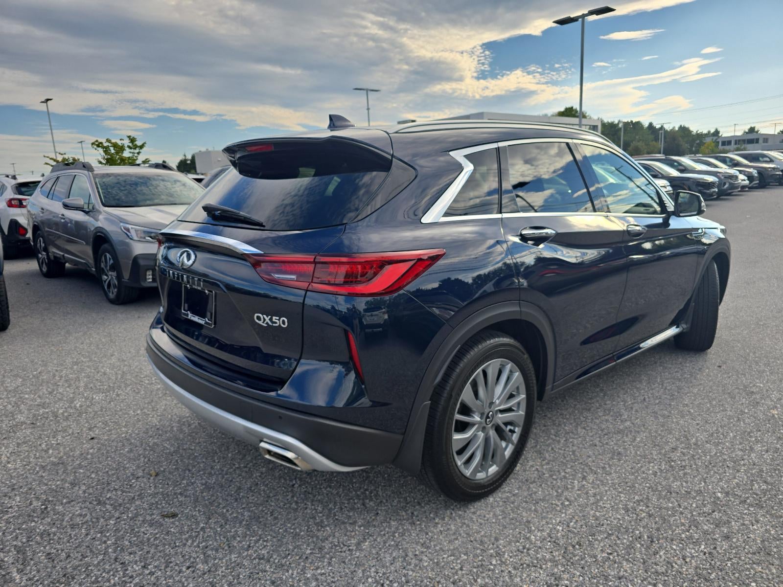 2023 INFINITI QX50 LUXE AWD