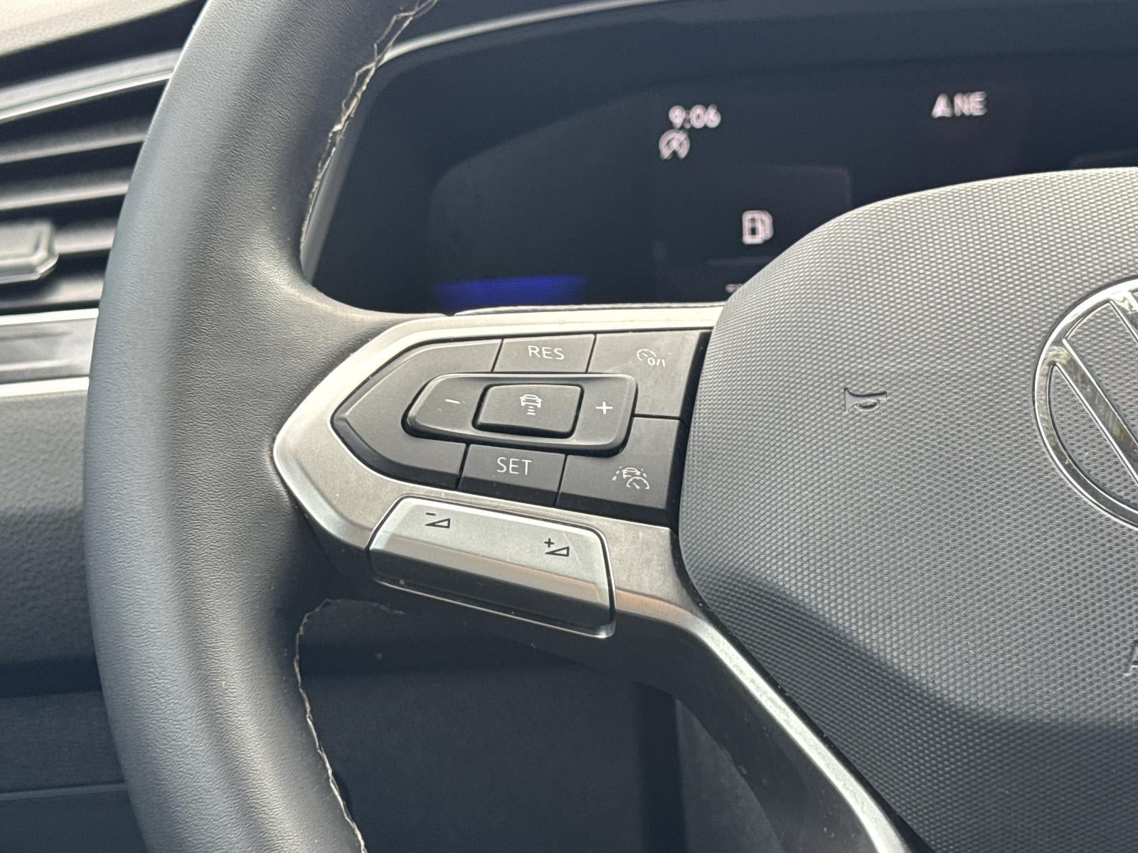 2023 Volkswagen Tiguan 2.0T SE FWD
