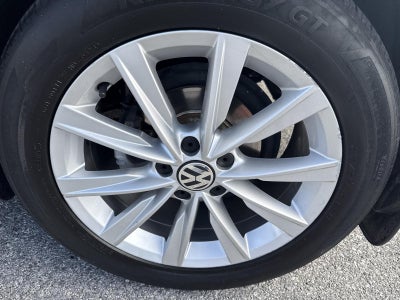 2017 Volkswagen Beetle 1.8T SE Auto