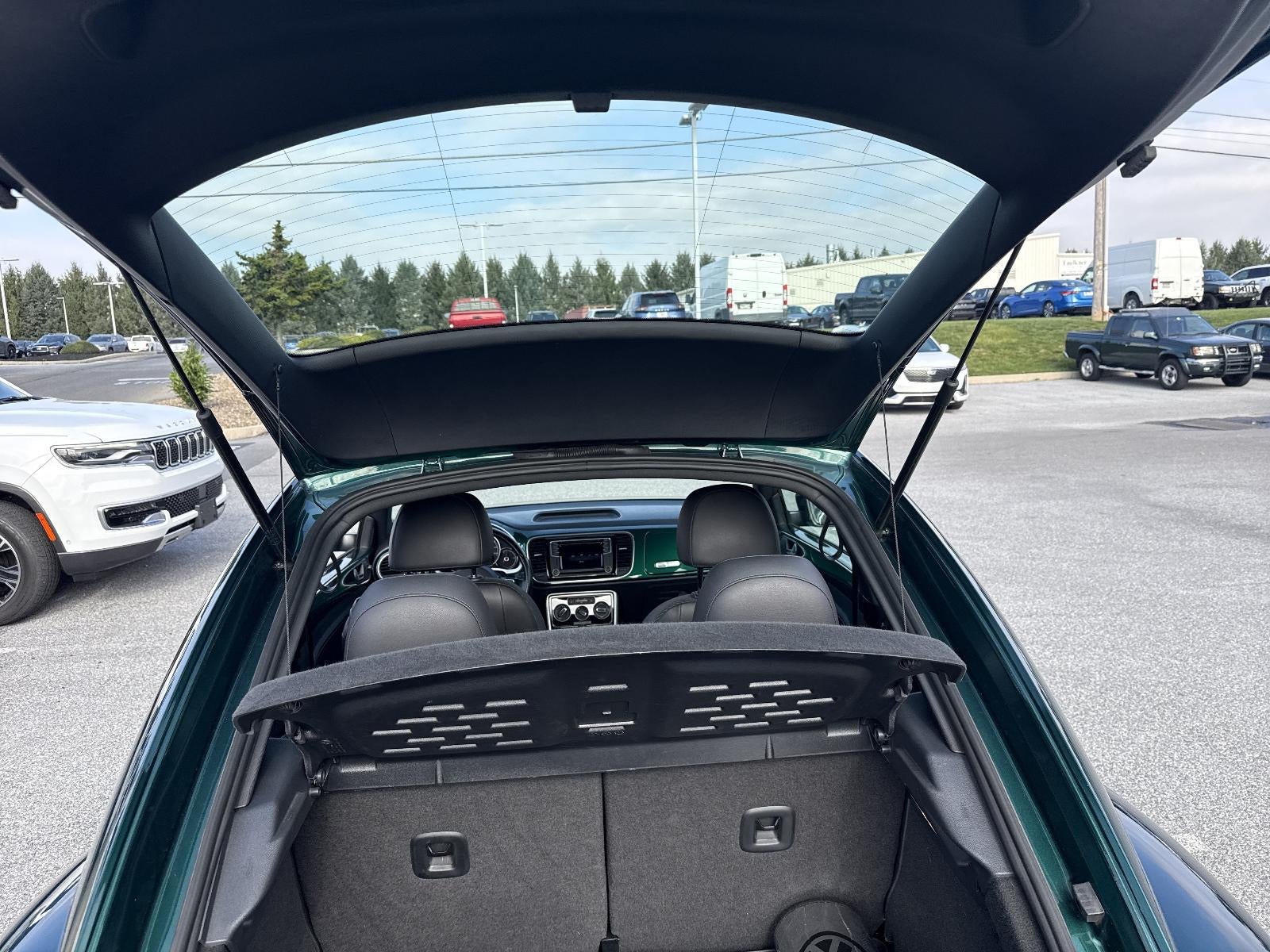 2017 Volkswagen Beetle 1.8T SE Auto