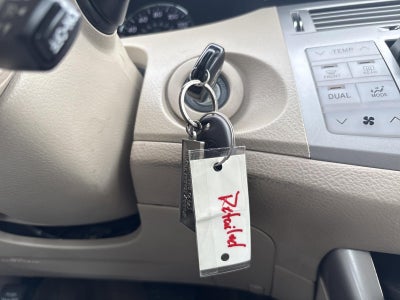 2010 Toyota Avalon 4dr Sdn XLS (Natl)