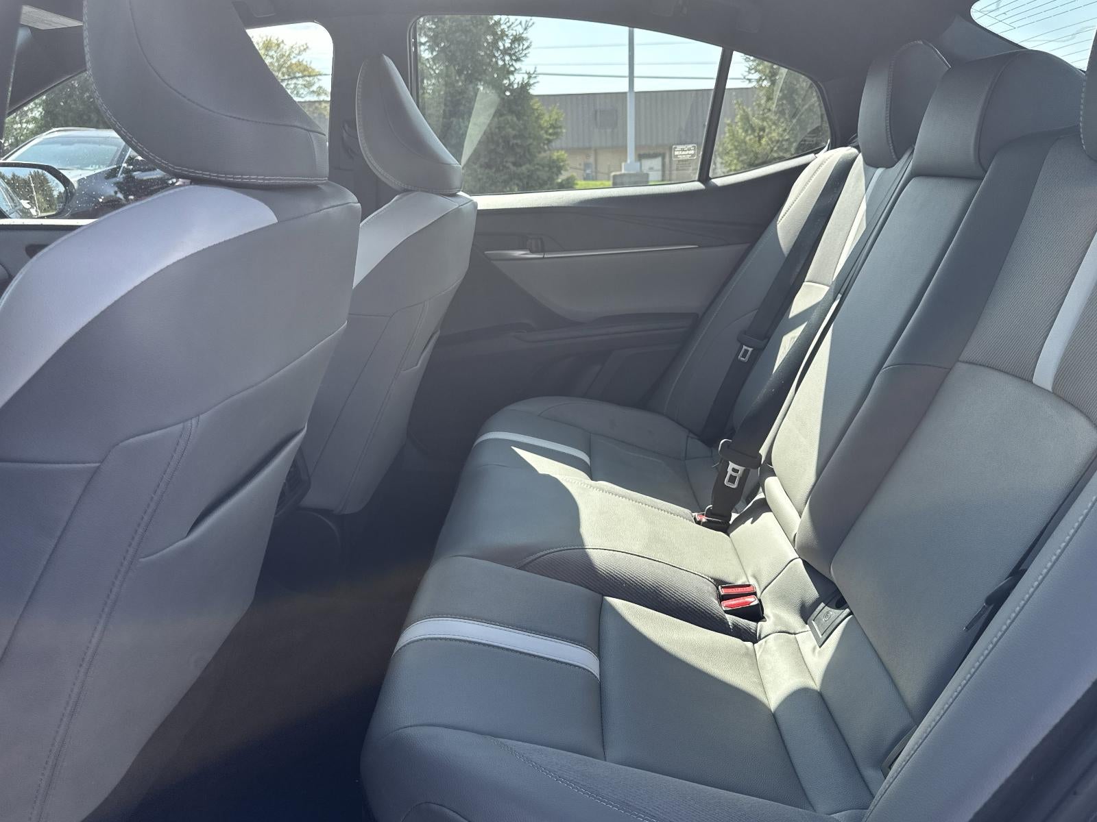 2025 Toyota Camry SE (SE)