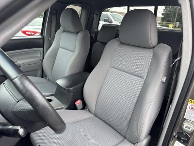 2012 Toyota Tacoma 4WD Access Cab Standard Bed V6 Automatic (Natl)