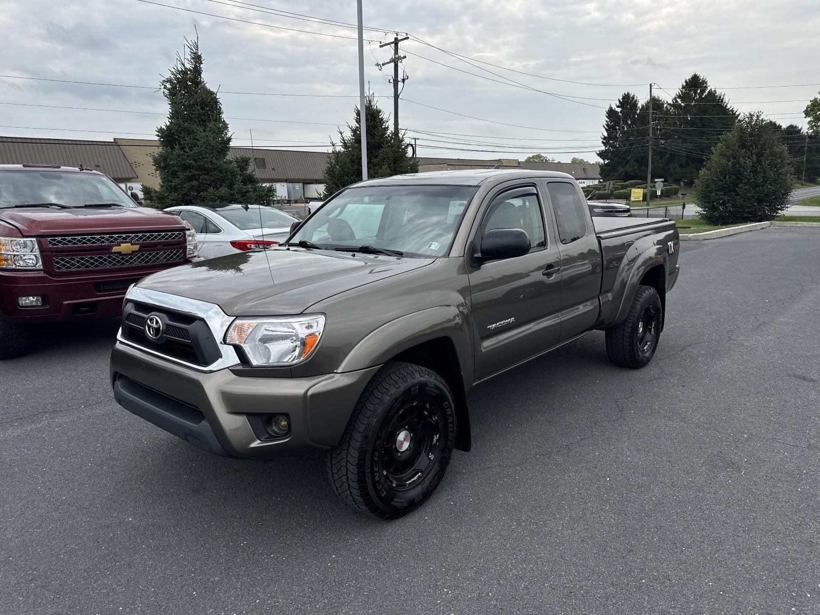2012 Toyota Tacoma 4WD Access Cab Standard Bed V6 Automatic (Natl)