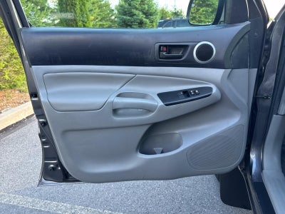 2015 Toyota Tacoma 4WD Access Cab Standard Bed V6 Automatic (SE)