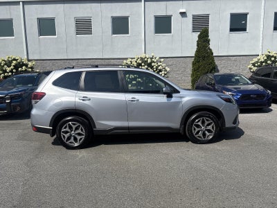 2024 Subaru Forester Premium AWD